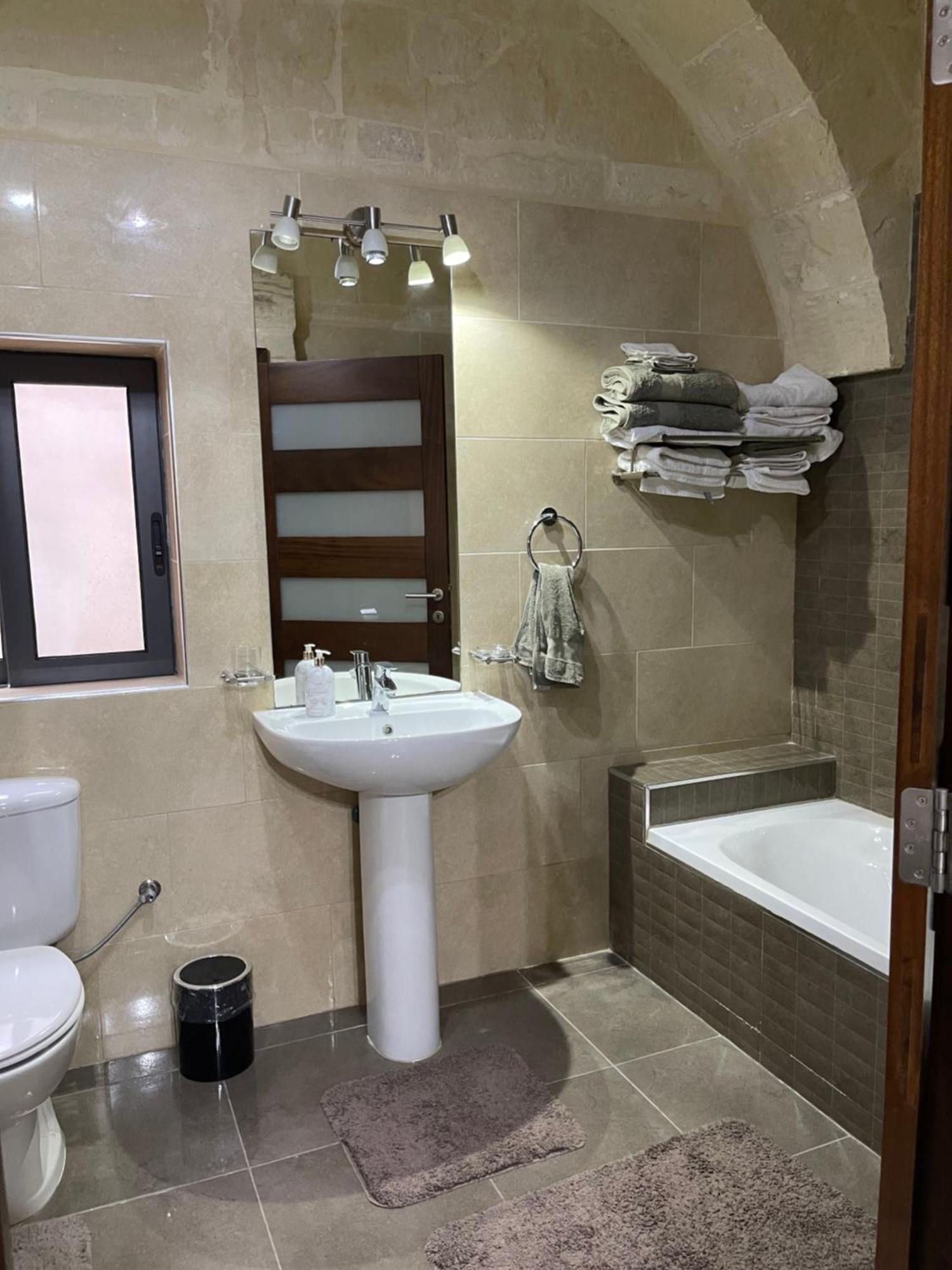 Daner Ta' Pantu House Villa Kerċem Eksteriør bilde